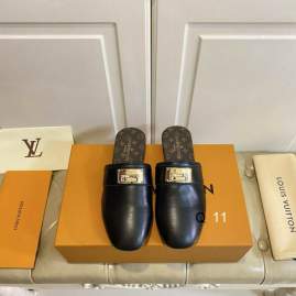 Picture of Louis Vuitton Shoes _SKULVsz35-40Y050212791